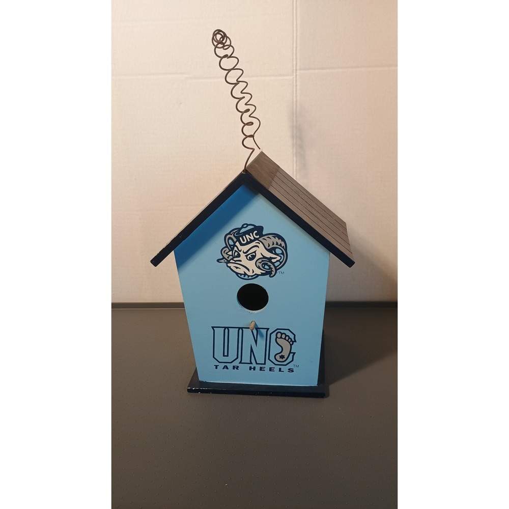 Hanna's Handiworks UNC Tar Heels Birdhouse Unisex OS Blue New Wood Collegiate